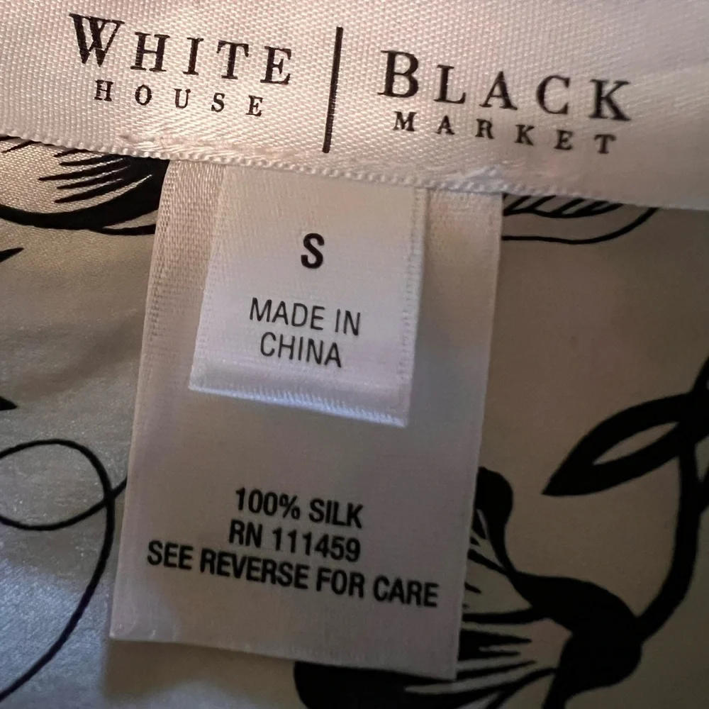White House Black Market Floral 100% Silk Top - Picture 5 of 7